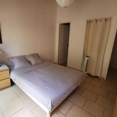 Avec Piscine Sur Terrain Clot Villa