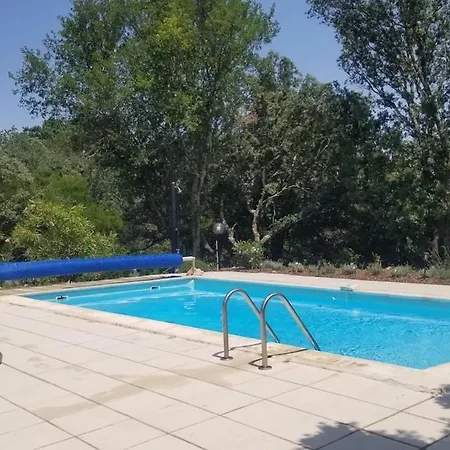 Villa Avec Piscine Sur Terrain Clot *