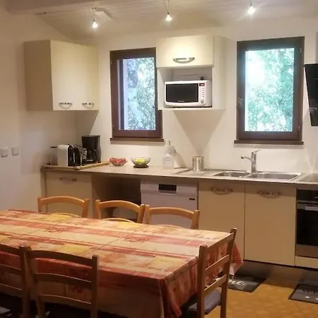 Avec Piscine Sur Terrain Clot Villa Méjannes-le-Clap