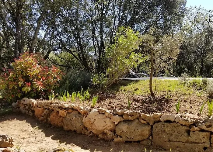 Villa Avec Piscine Sur Terrain Clot Méjannes-le-Clap